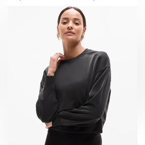 Athleta Seasoft Black Crew Neck Sweatshirt